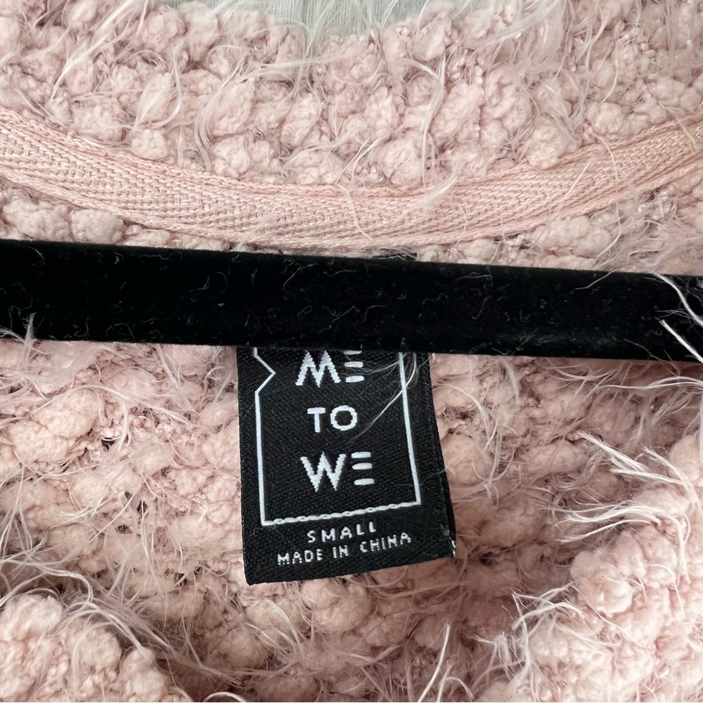 Me to We Women’s Blush Pink Fuzzy Soft Boucle Sweater Scoop Neck Size S - Picture 5 of 9